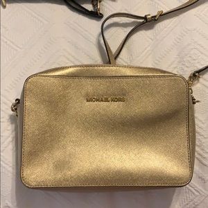 Michael Khors Gold Crossbody